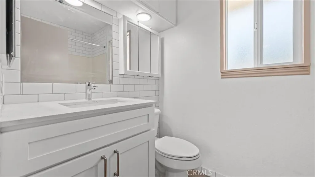 3732 Oak Creek #H
