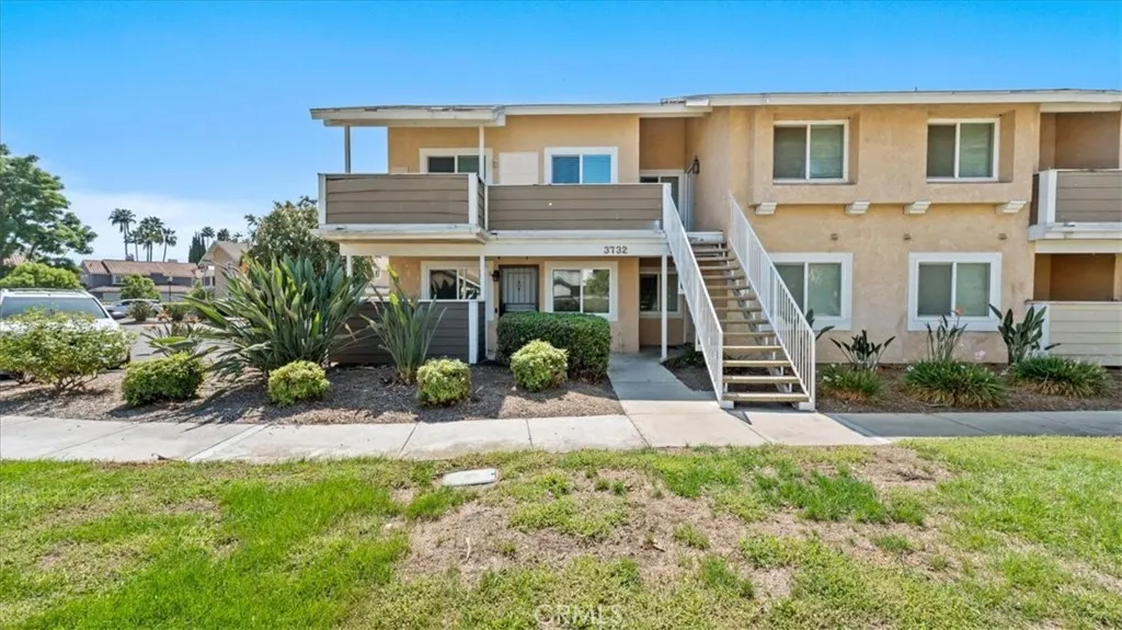3732 Oak Creek #H