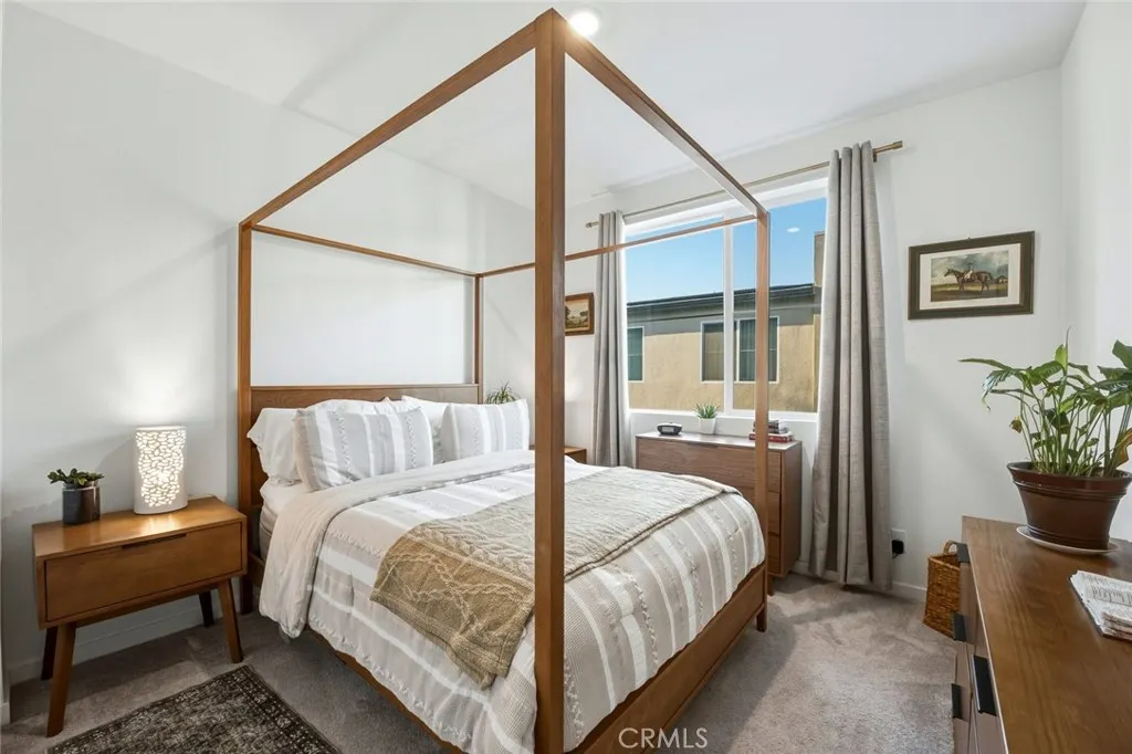 960 N Tangent Privado #303