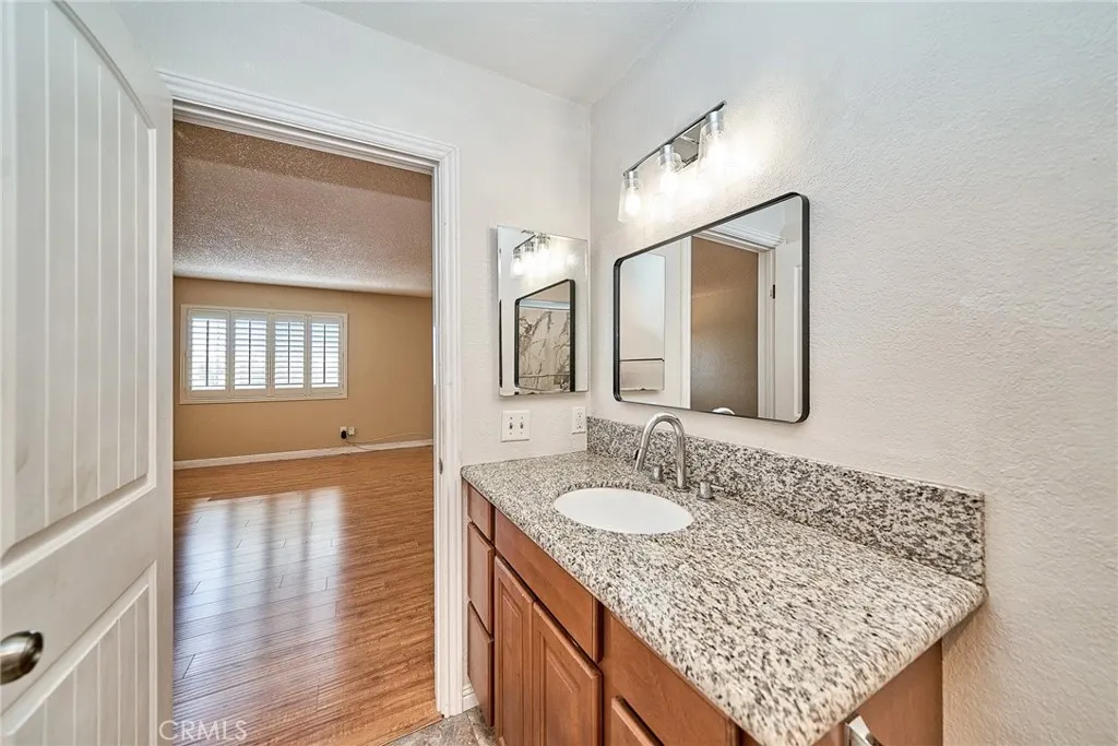 3636 Sumner Avenue #209