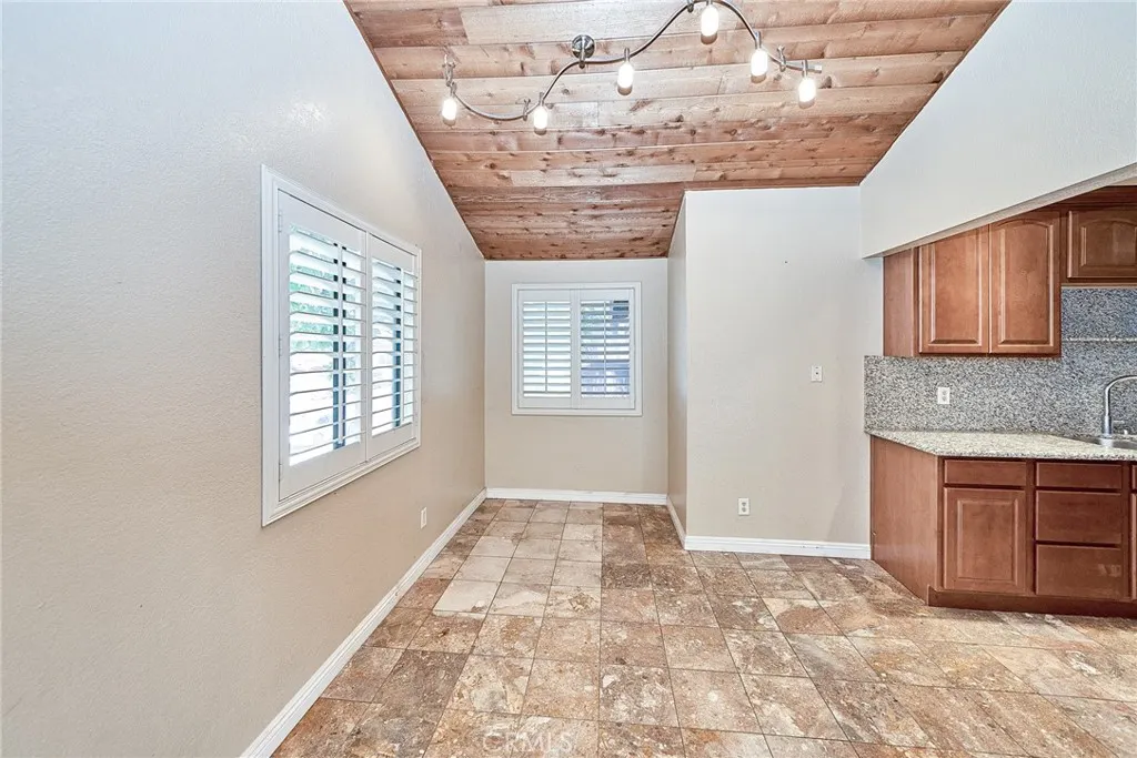 3636 Sumner Avenue #209