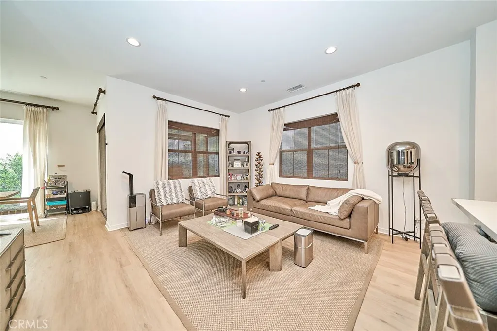 4436 S Forsyth Paseo