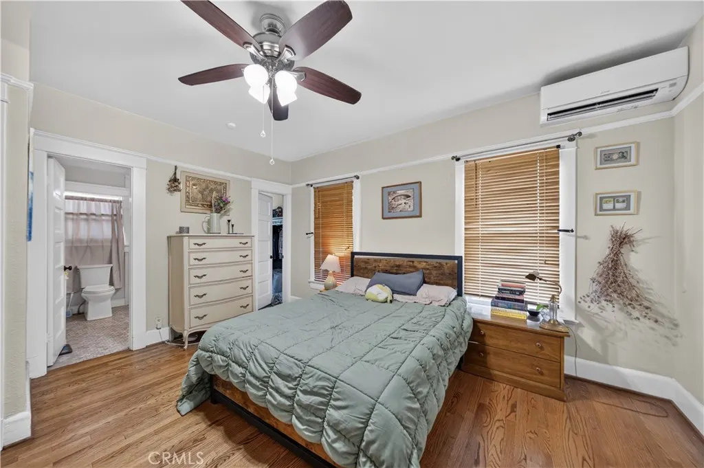 410 E Alvarado