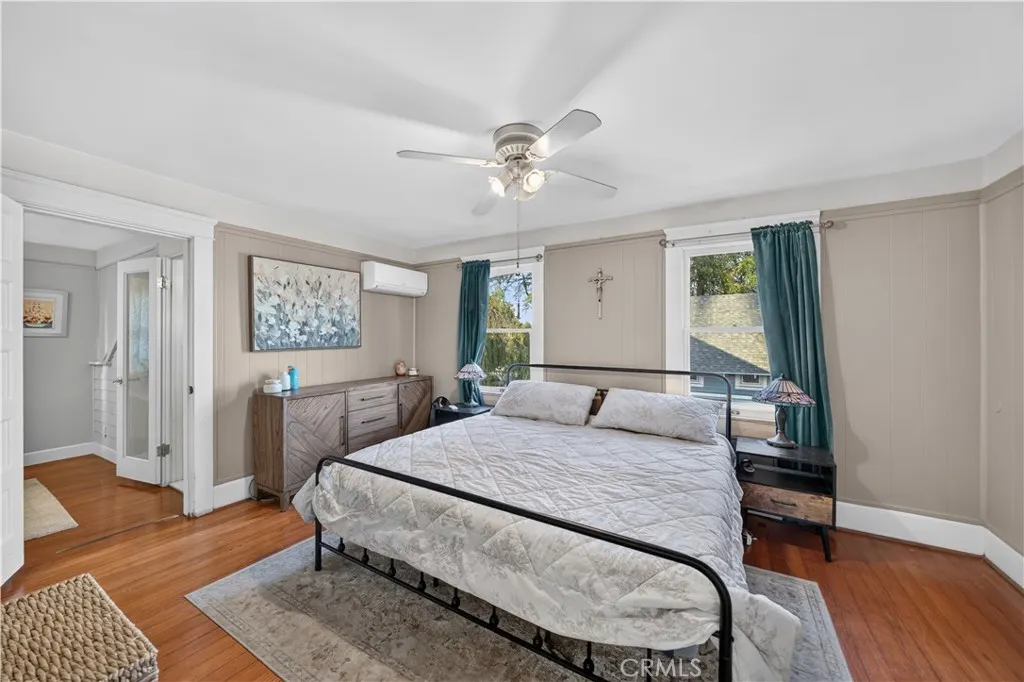 410 E Alvarado