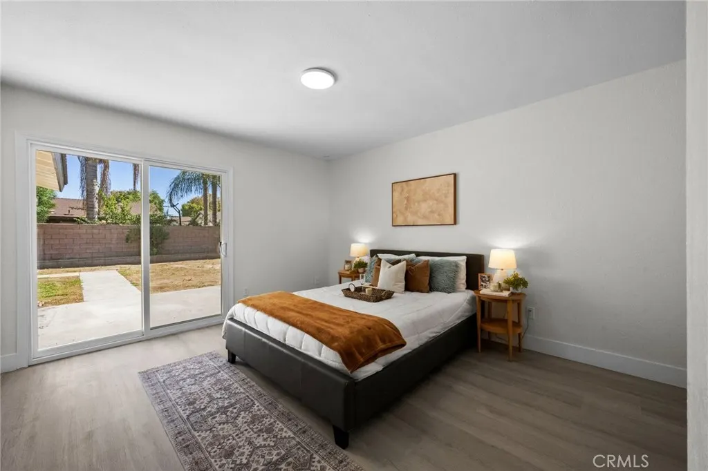 2863 S Cypress Point