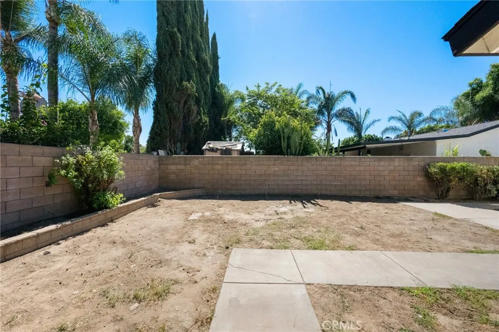 2863 S Cypress Point
