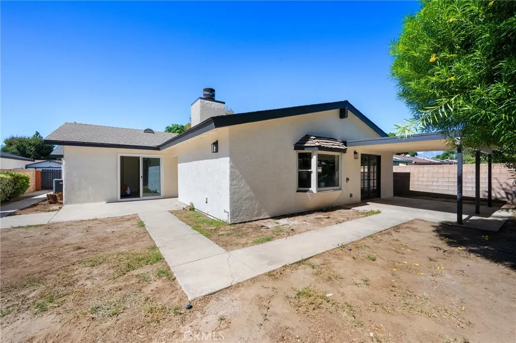 2863 S Cypress Point