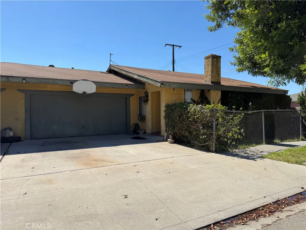 13530 Valle Vista