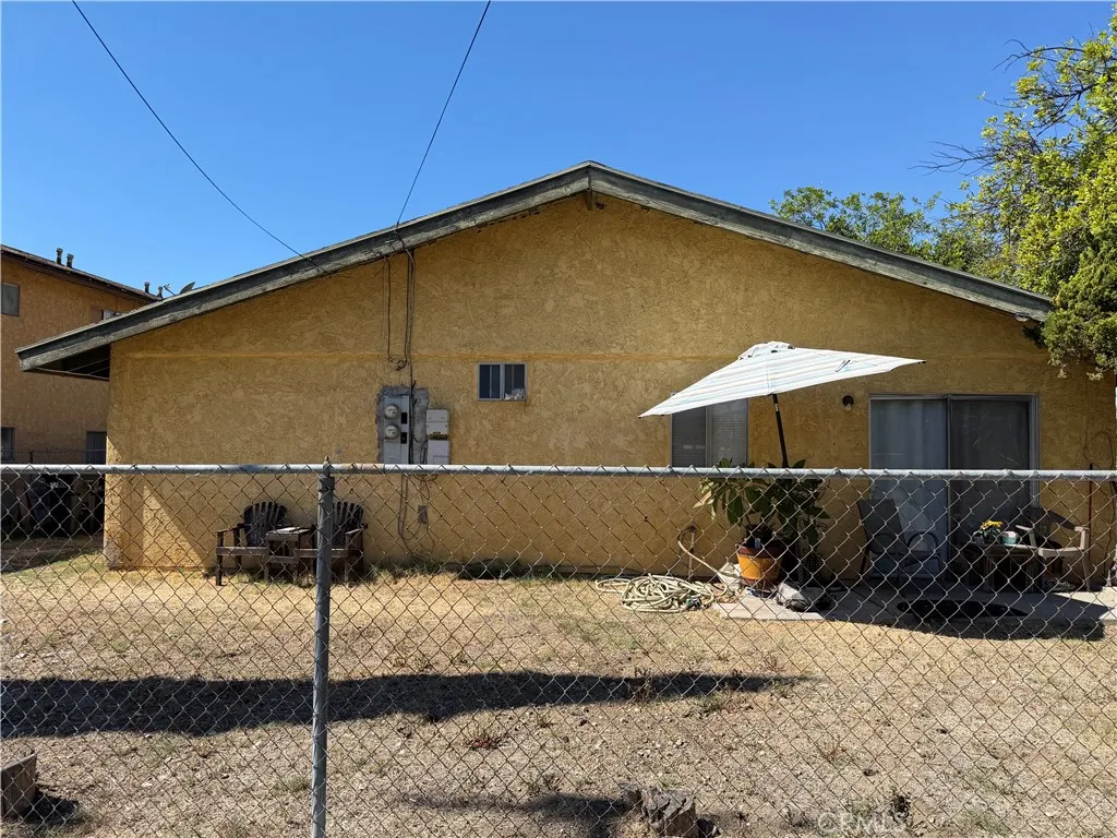 13530 Valle Vista