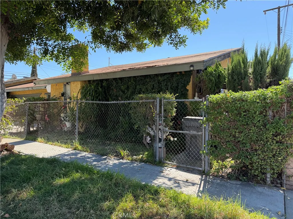 13530 Valle Vista