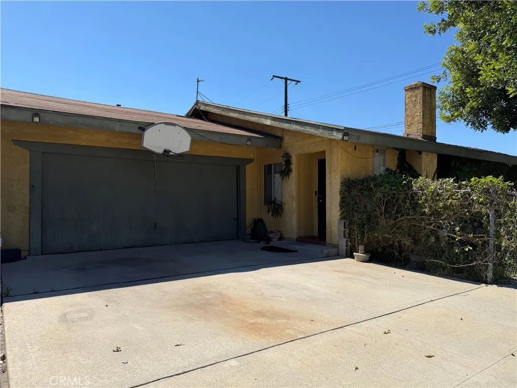 13530 Valle Vista