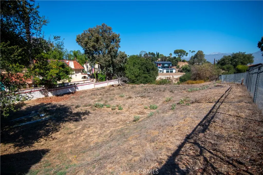 935 N Hill Road