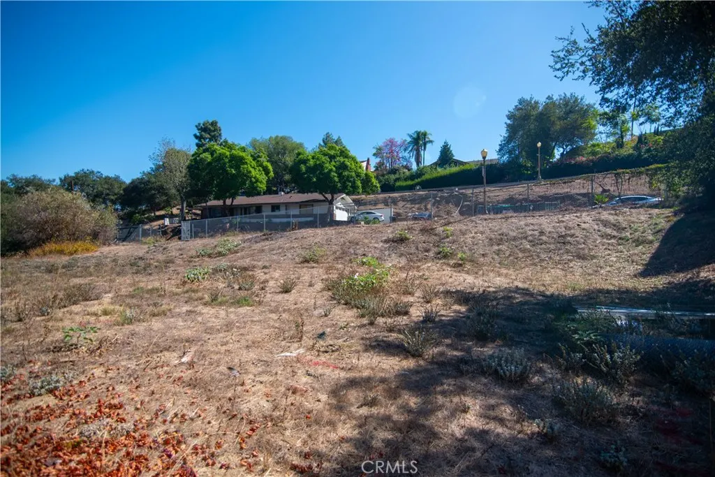 935 N Hill Road