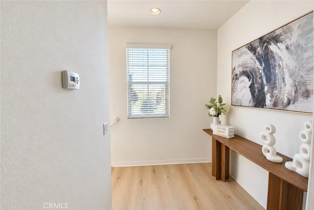 119 West Via Rua Flores