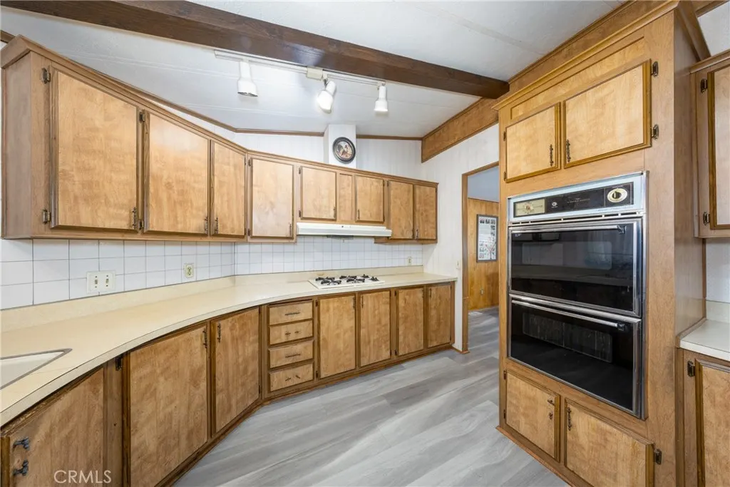 1456 E Philadelphia Street #152