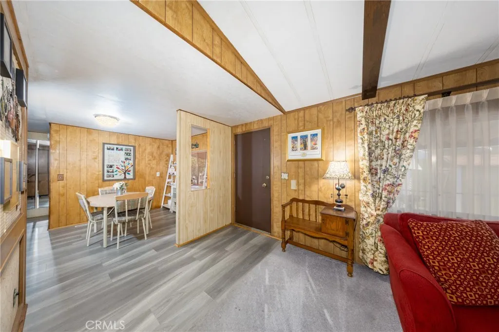 1456 E Philadelphia Street #152