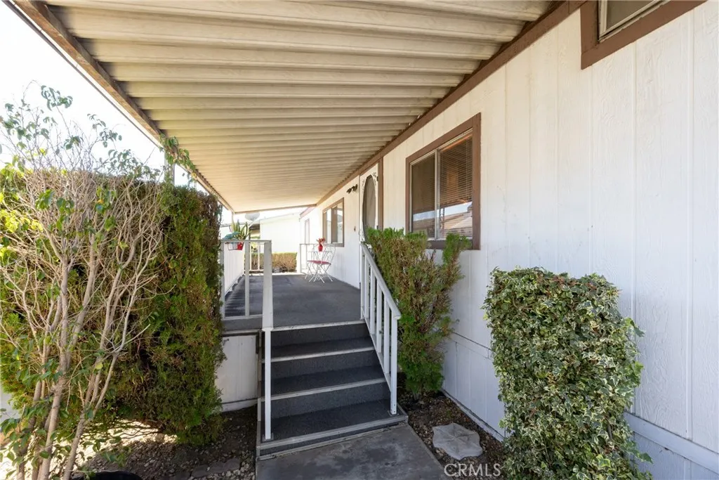 1456 E Philadelphia Street #152