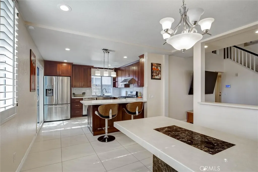 1532 Tradewinds