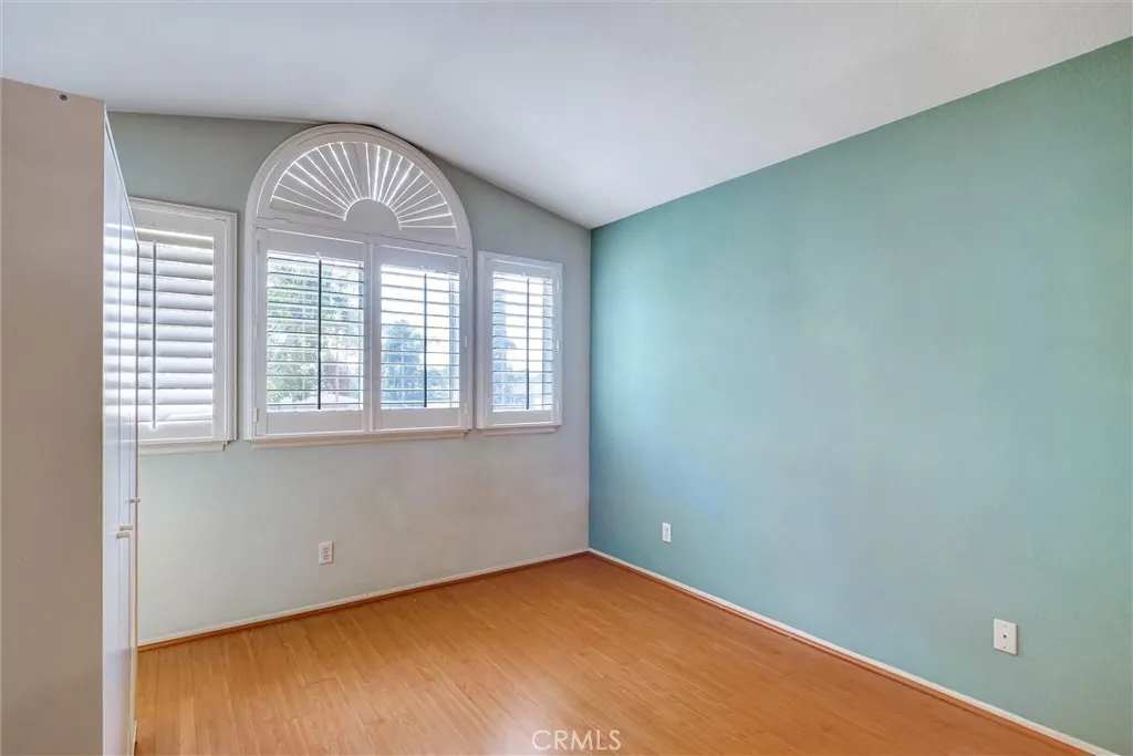 1532 Tradewinds