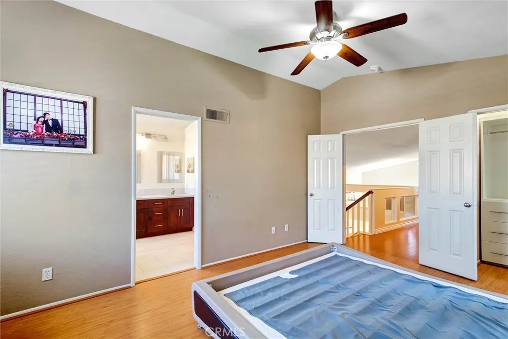 1532 Tradewinds