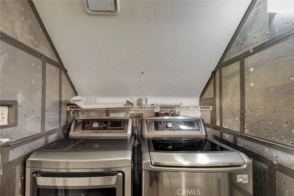 1532 Tradewinds