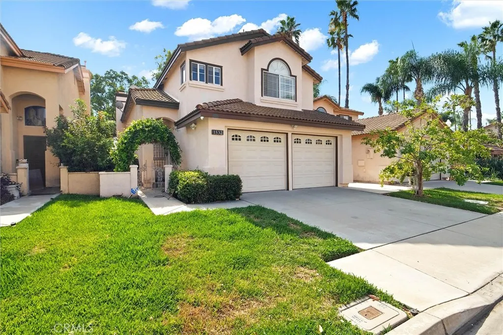 1532 Tradewinds