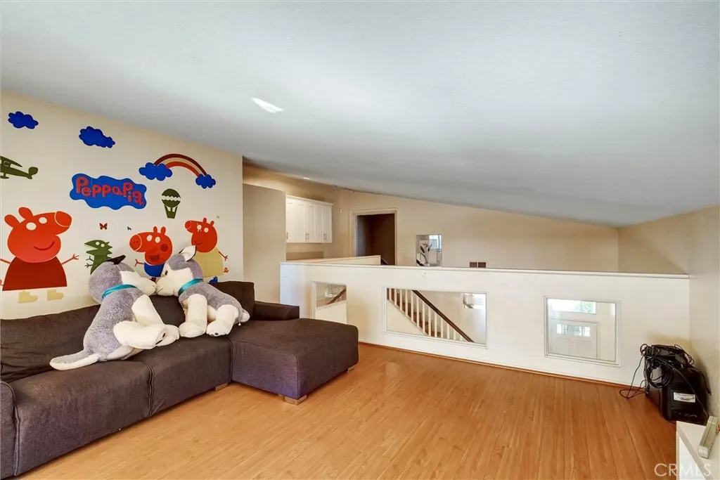 1532 Tradewinds