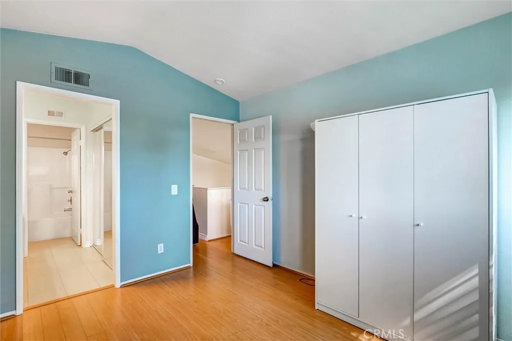 1532 Tradewinds