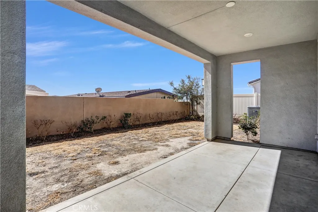 2860 Sapphire Rd
