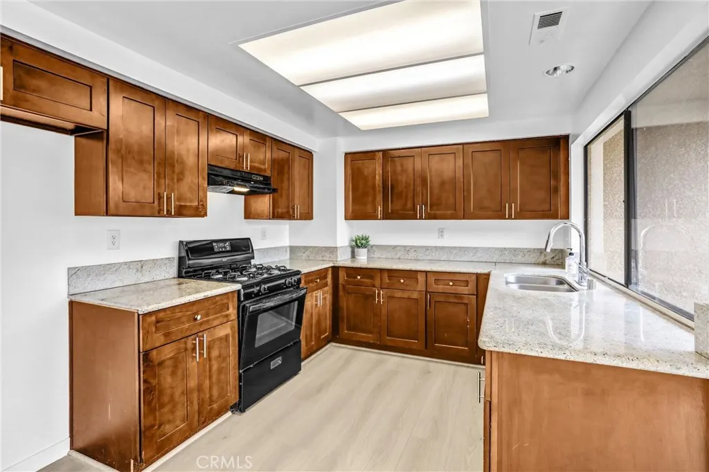 22 Mesquite