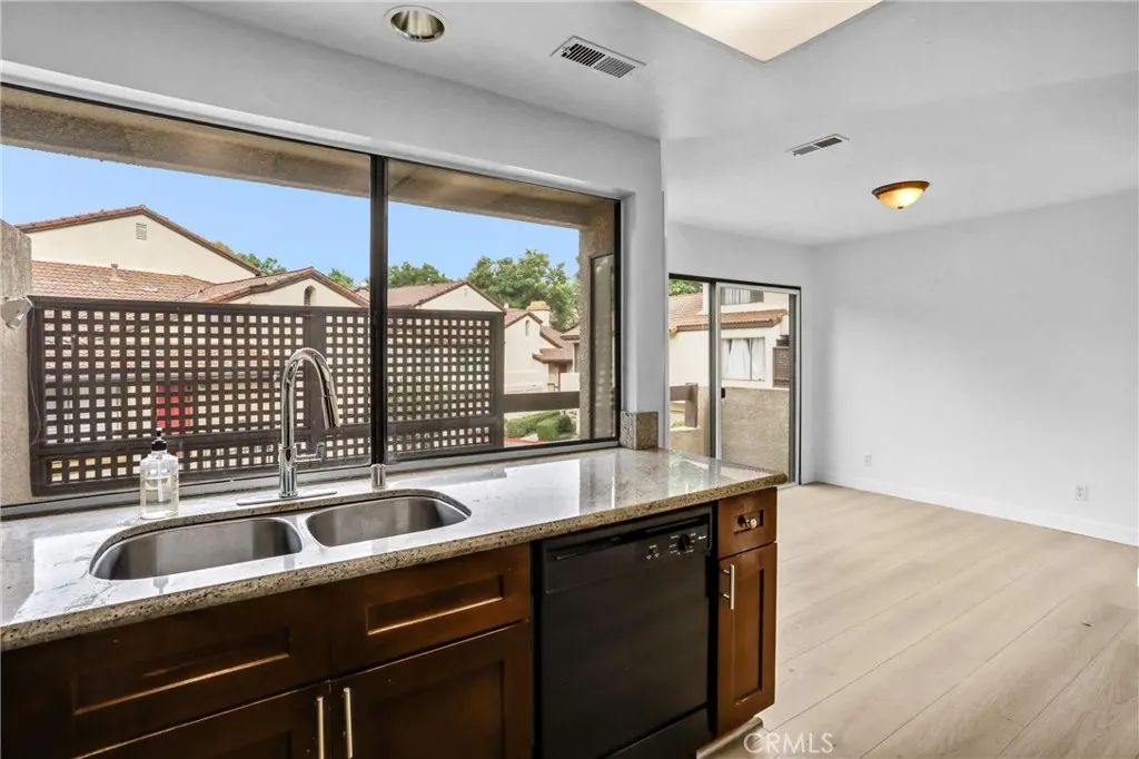 22 Mesquite