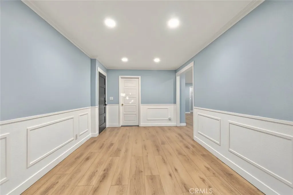 726 W Franklin