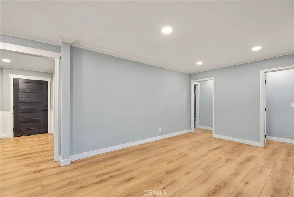 726 W Franklin
