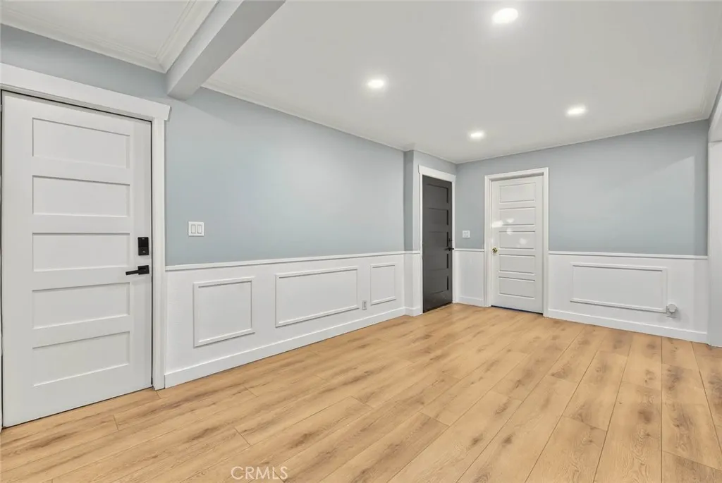726 W Franklin