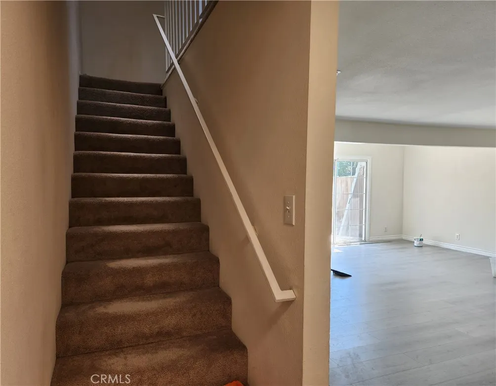 1573 S Reservoir