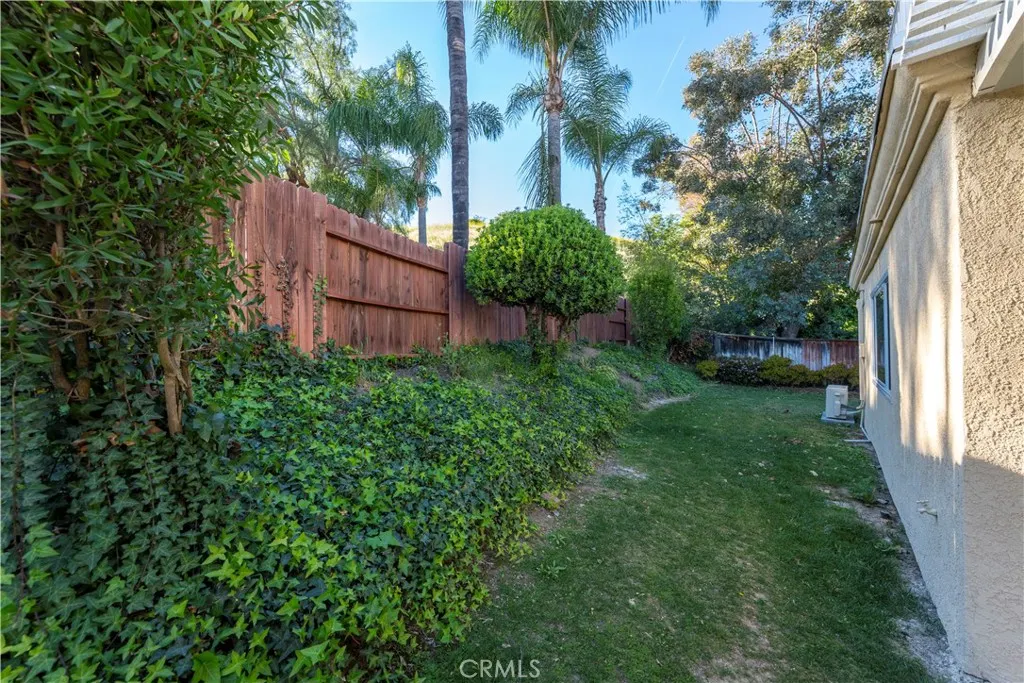 12918 Glendon Pl