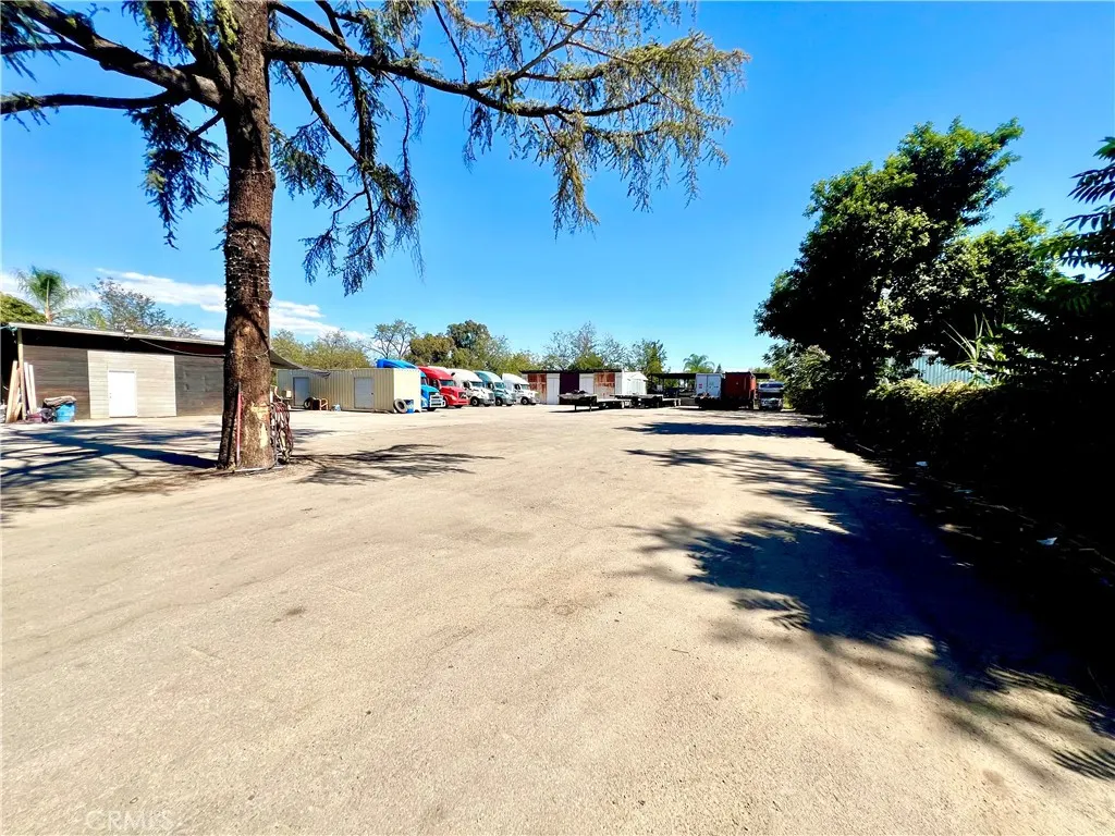 11253 Roswell