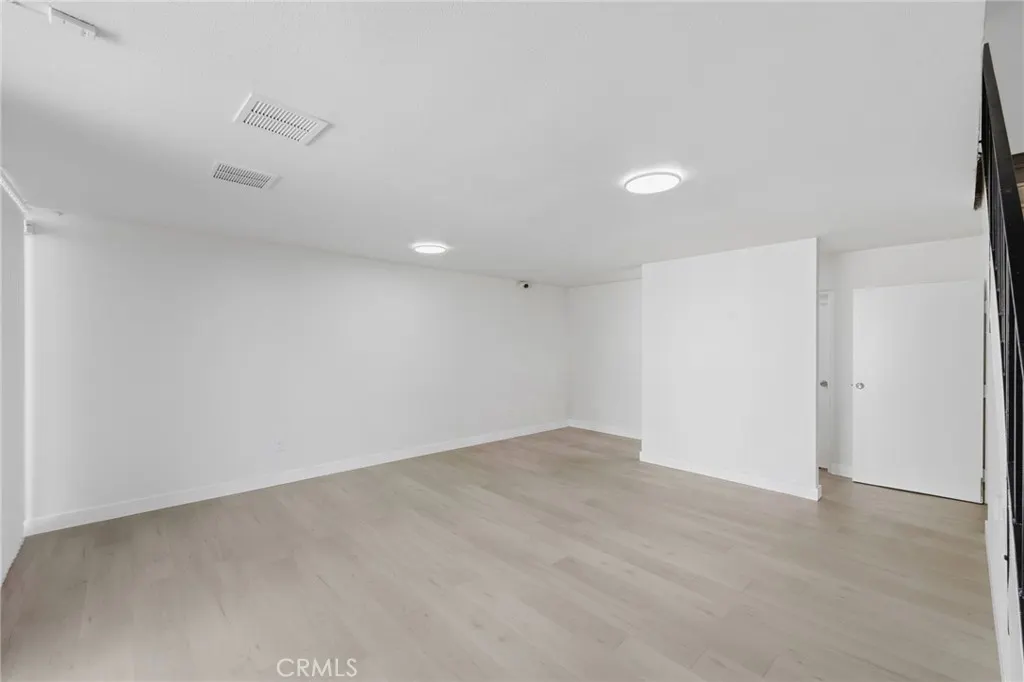 1450 W Industrial Park