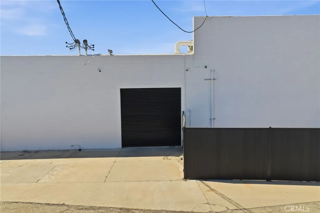 1450 W Industrial Park