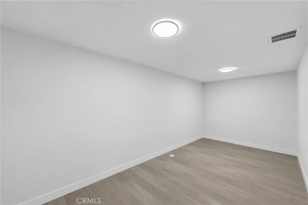 1450 W Industrial Park