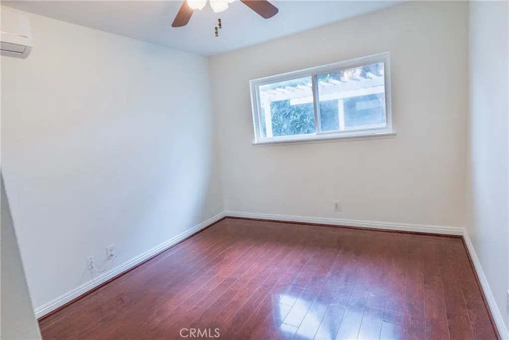 23718 Meadow Falls