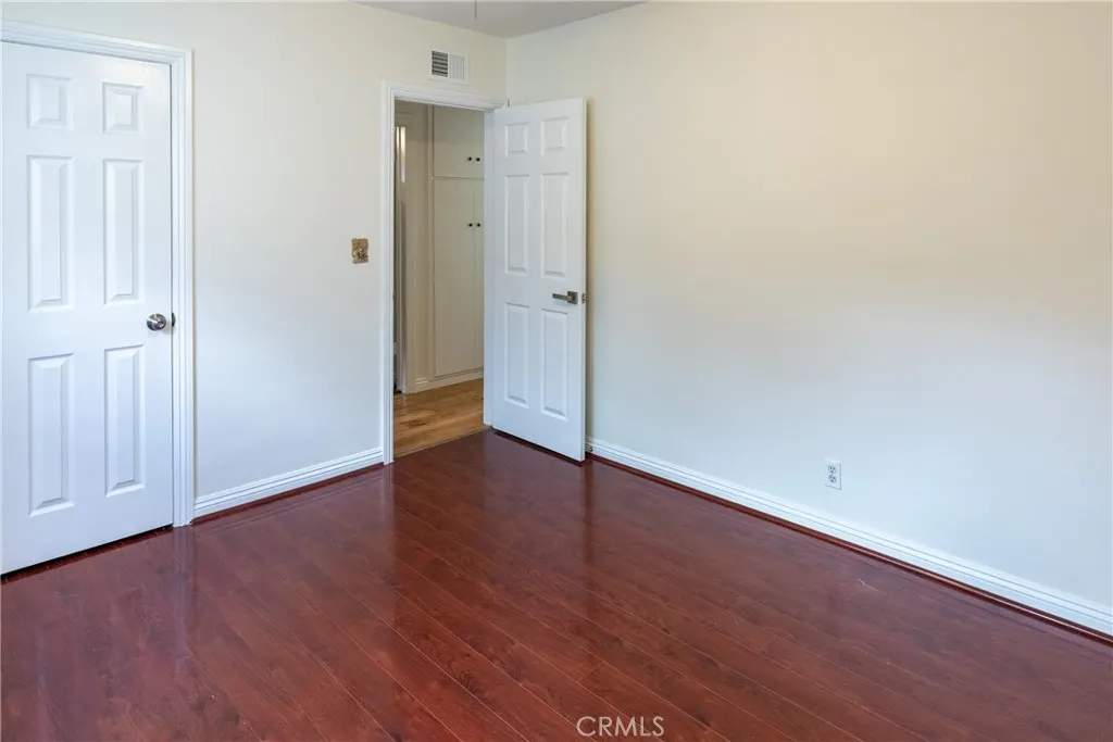23718 Meadow Falls