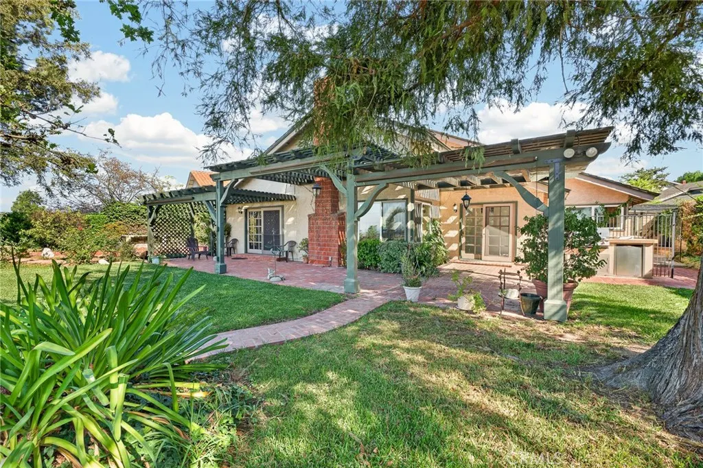 1615 Calle De Armonia
