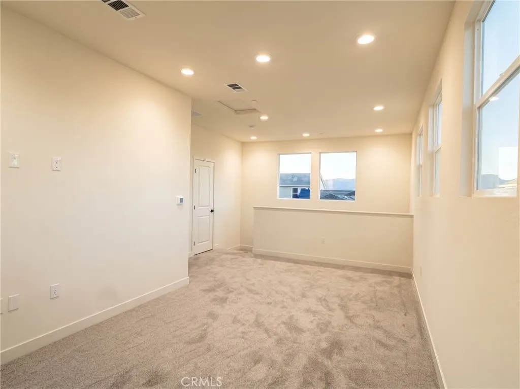 16741 Douglas  Ave