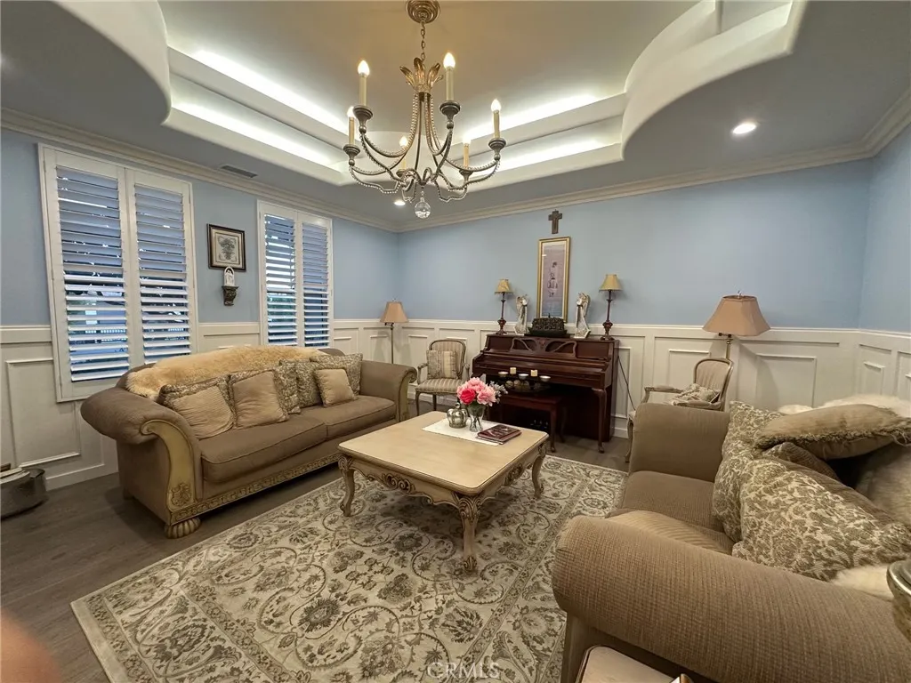 1961 Scenic Ridge Drive