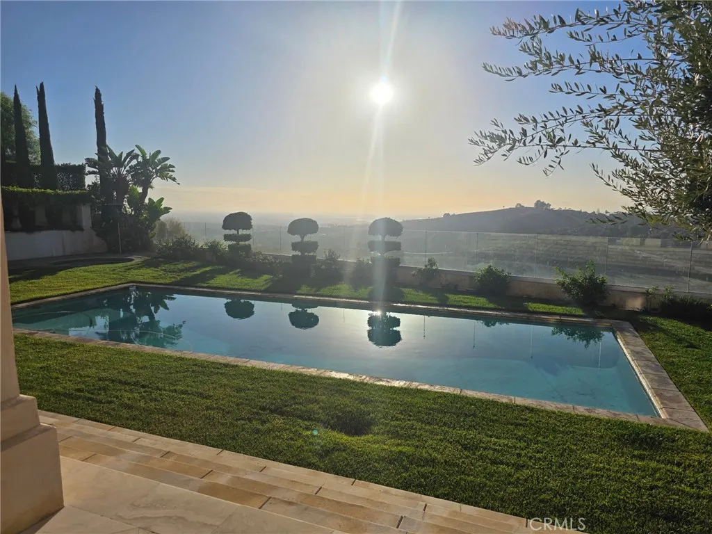 1961 Scenic Ridge Drive