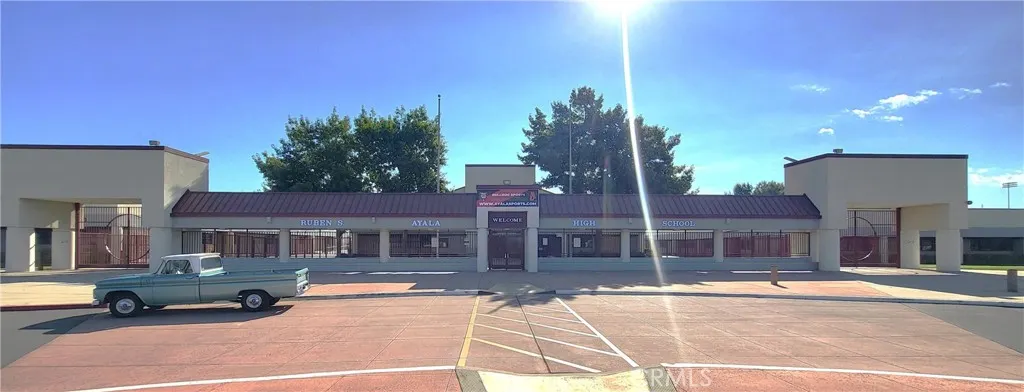 2131 Carbon Canyon