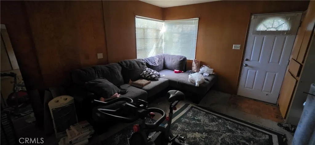 2131 Carbon Canyon