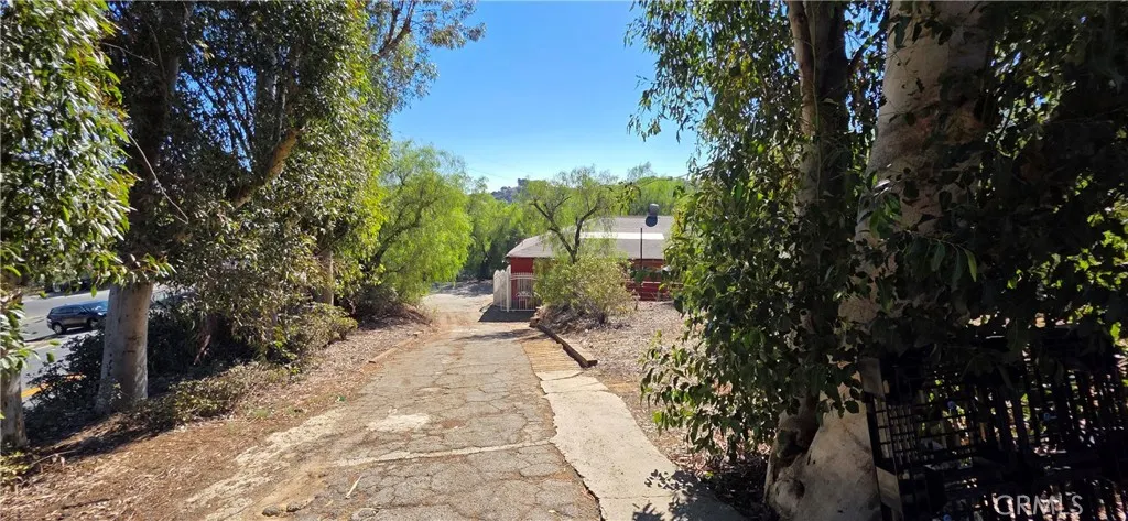 2131 Carbon Canyon Road