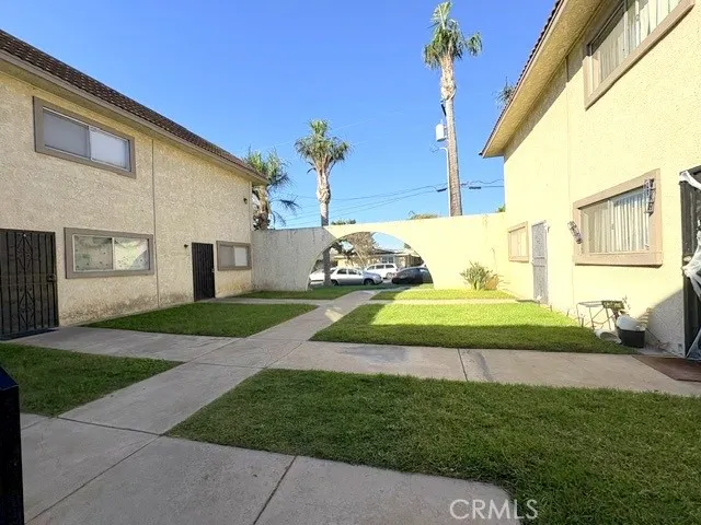 120 N 13th Avenue #E